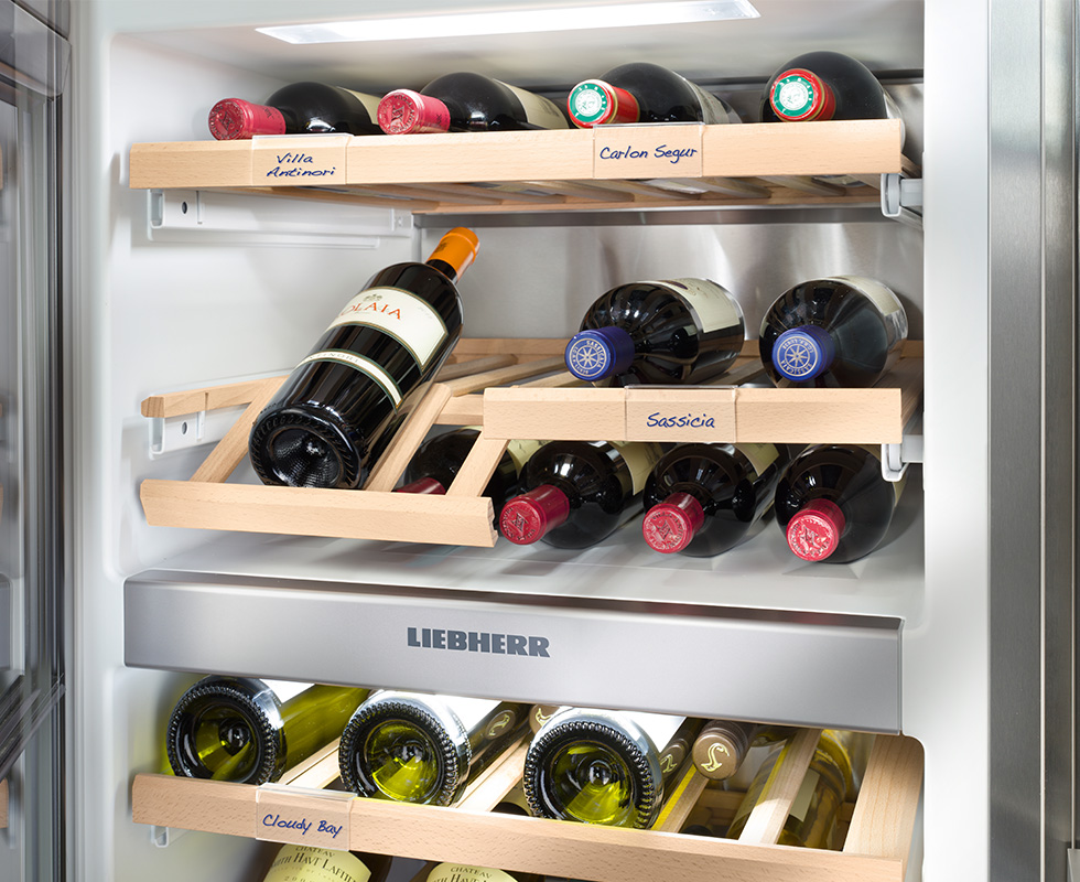 Tủ Lạnh Liebherr SBSes 8486 Tích hợp 2 ngăn bảo quản rượu, có thể điều chỉnh 2 chế độ nhiệt và độ ẩm riêng biệt từ 5⁰C  đến 20⁰C